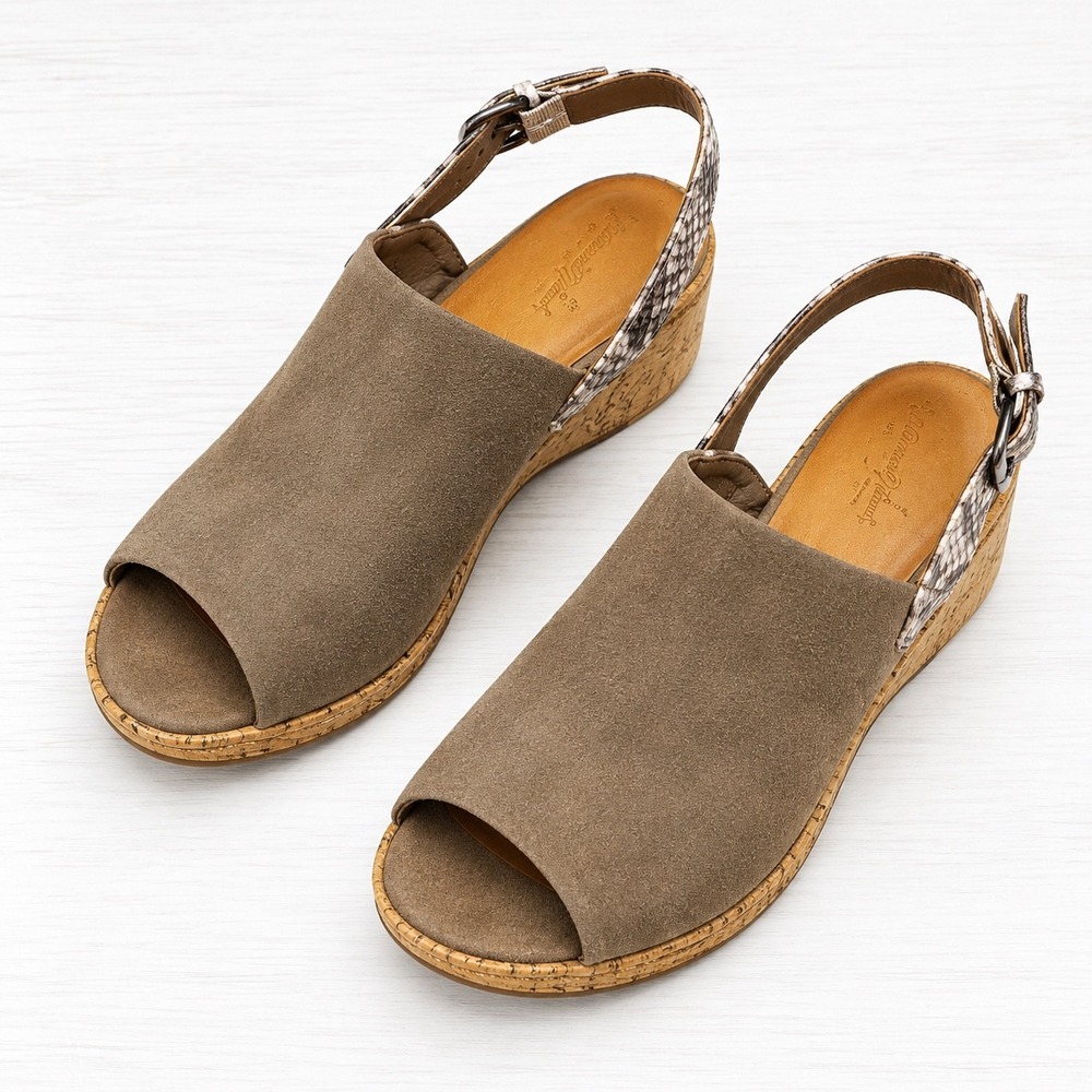Universal Thread Womens 8 Taupe Suede Wedge Sandals Snakeskin Slingback Cork